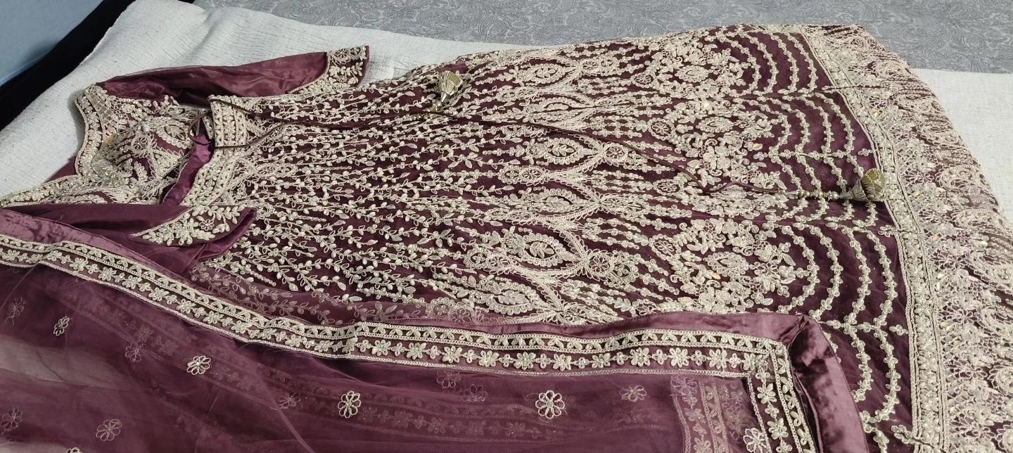 Dusty Mauve Bridal Lehenga | Heavy Off-White Embroidery - photo 2