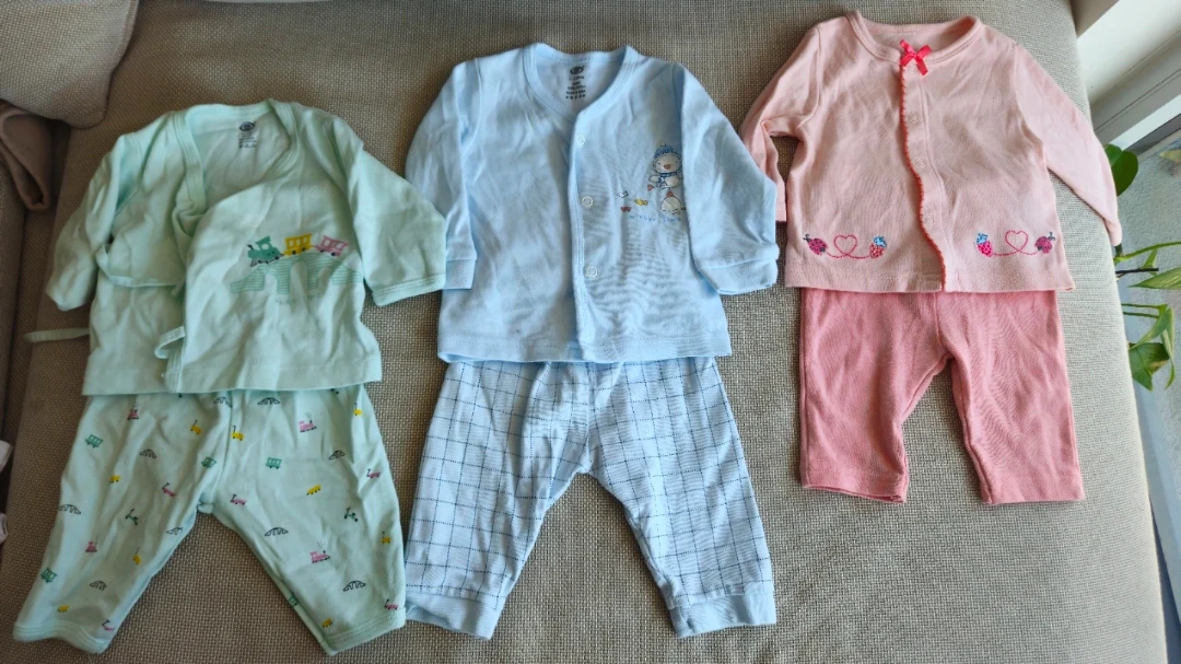 2-4 $ per piece : Baby Clothes Bundle (Various Brands) - photo 5