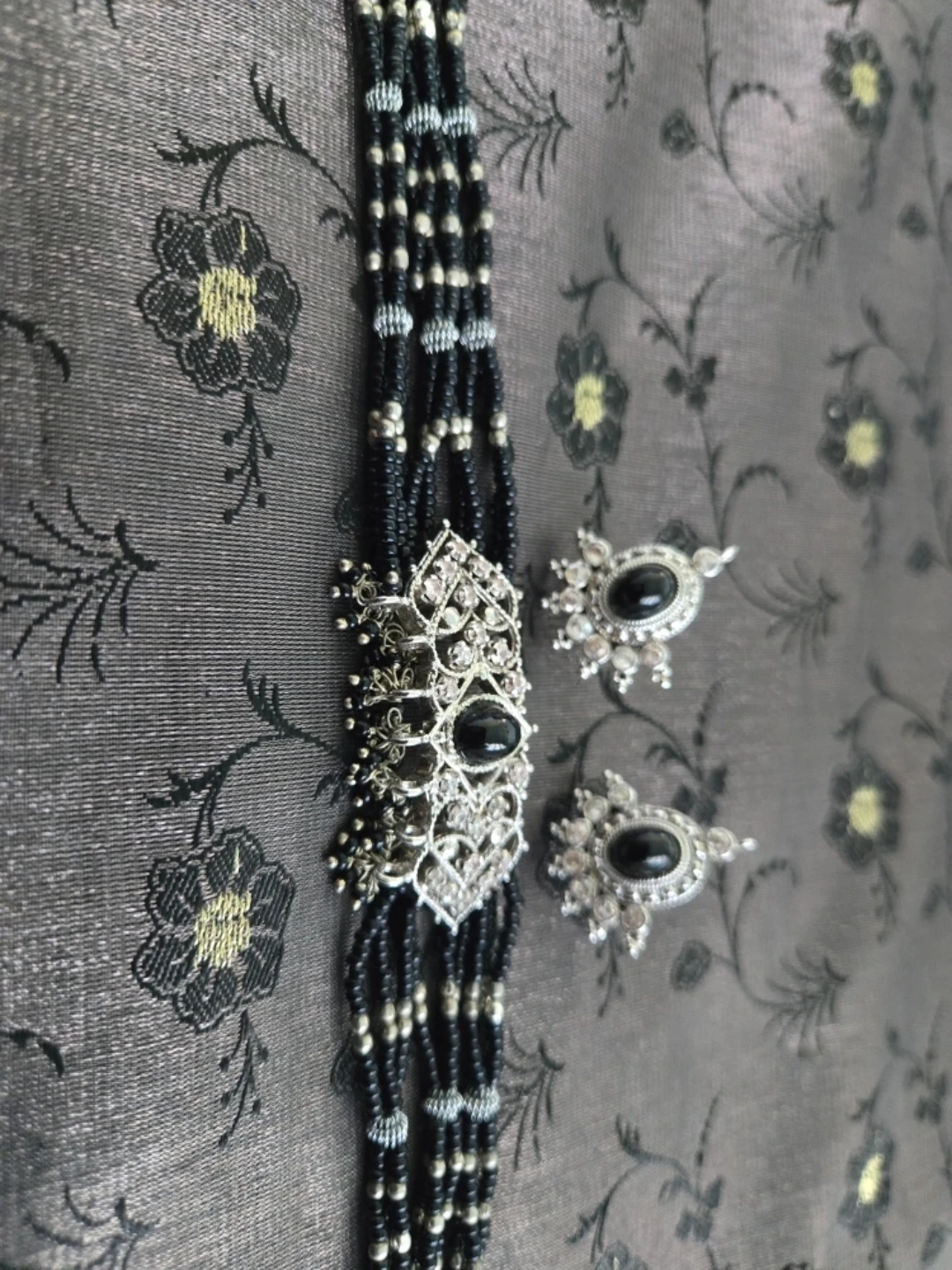 Black Beaded Choker Necklace and Earring Set - photo 2