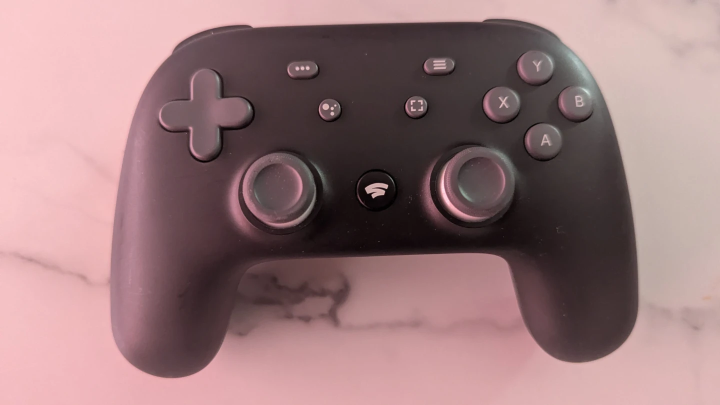 2 Stadia Controllers + Chromecast - photo 3