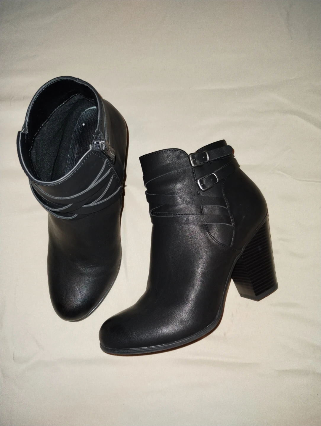 Black Ankle Boots - photo 2