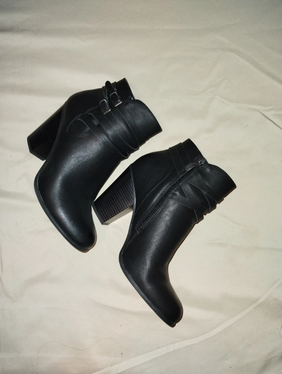 Black Ankle Boots - photo 3