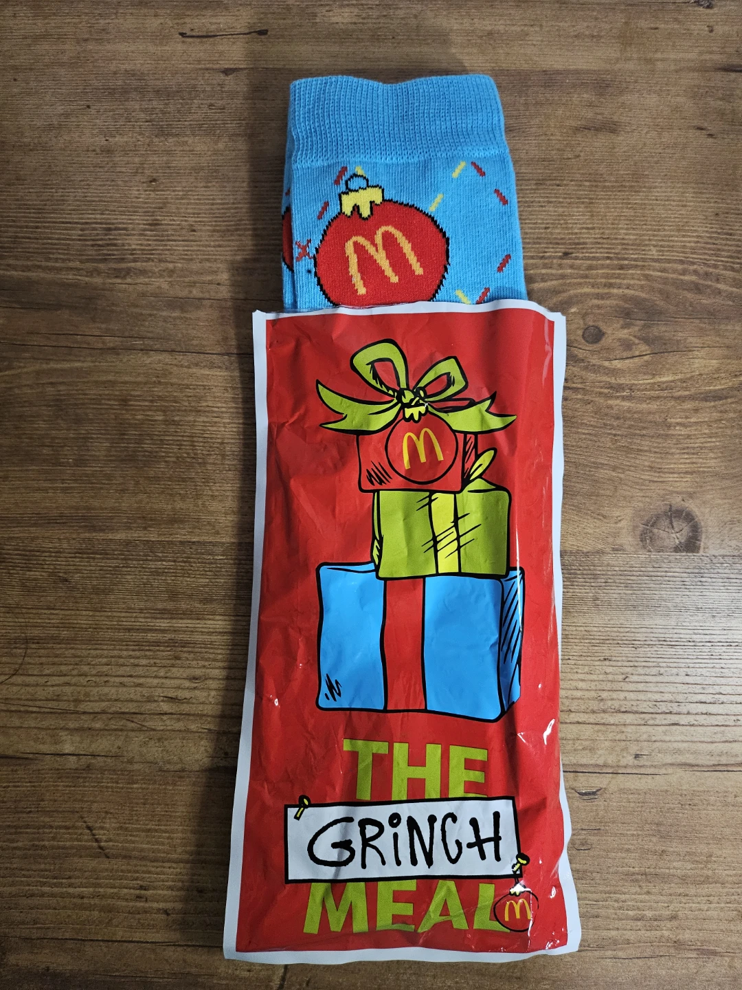 McDonald's The Grinch Meal Socks - photo 2
