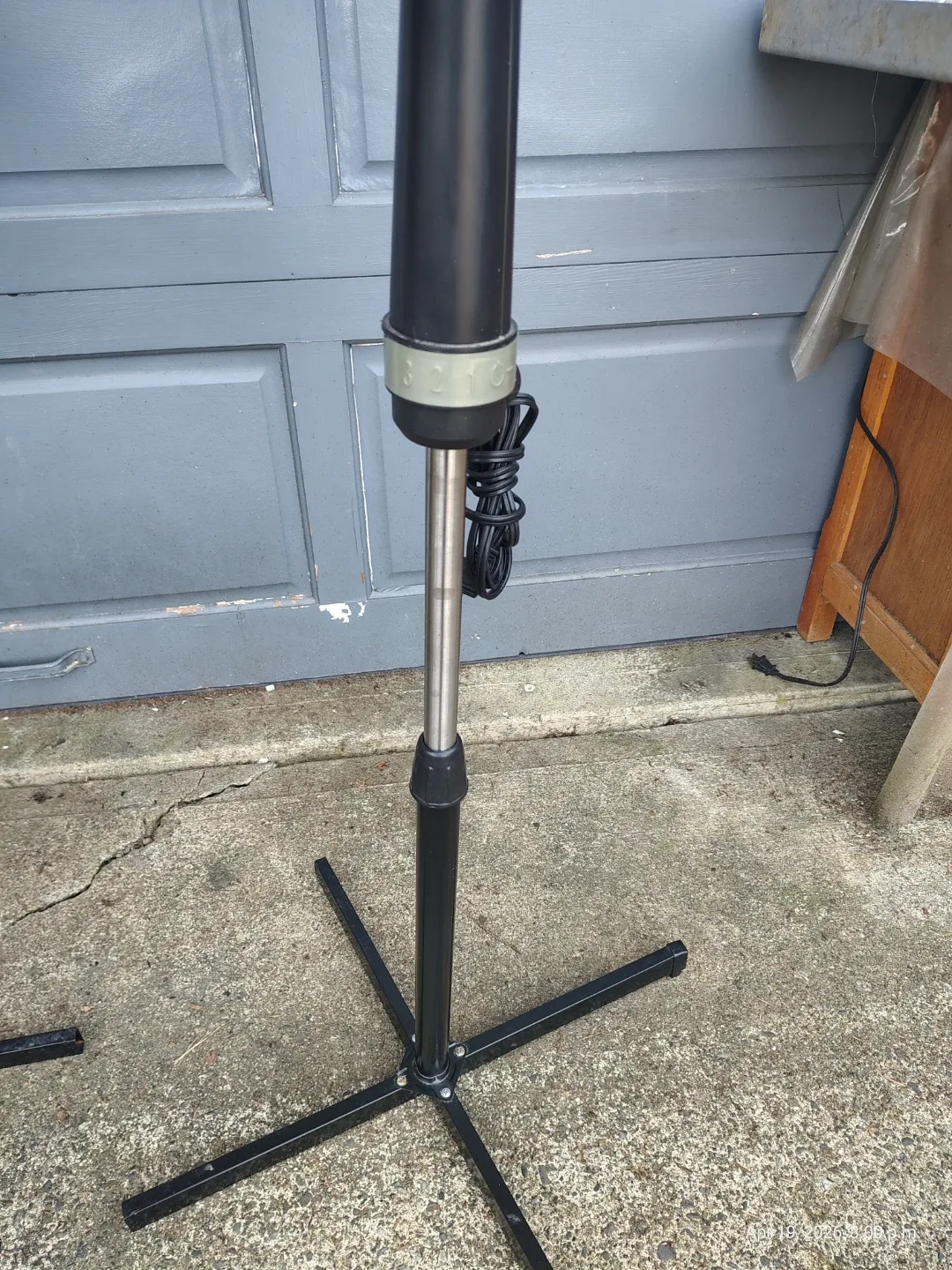 2  - 16 inch Pedestal Fans - photo 5
