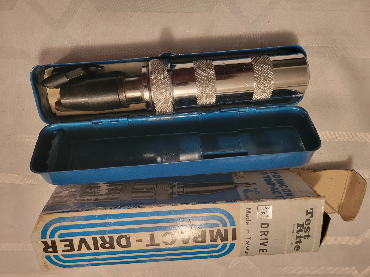 Test Rite Impact Driver Model NR 2500 with 4 bits