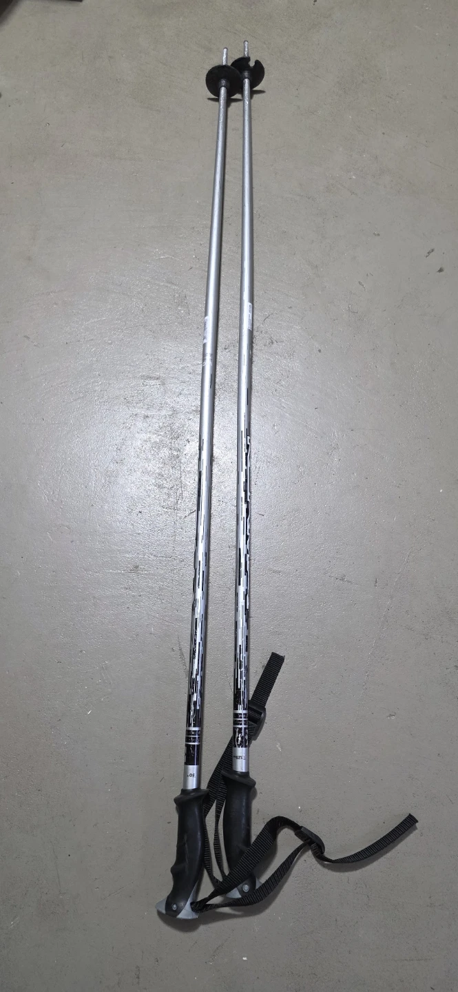 Ski Poles - 50" and 125cm - photo 2