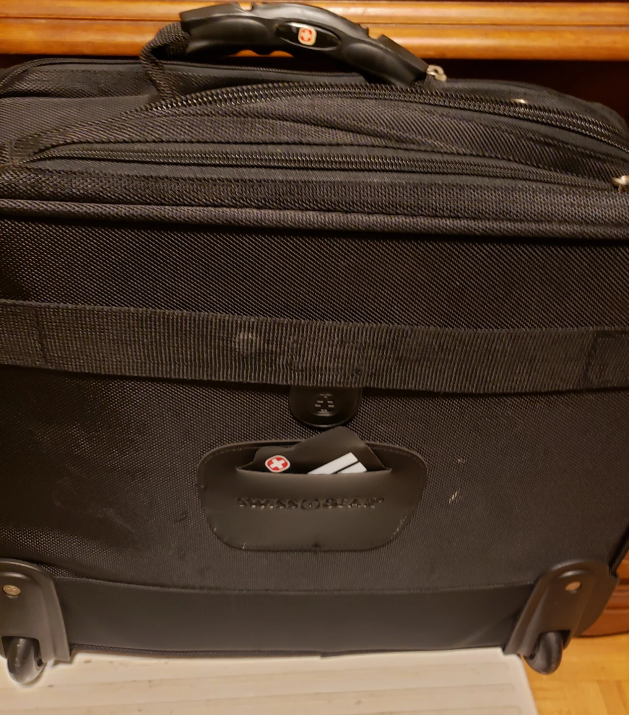 Swiss Gear Black Rolling Laptop Bag - photo 3