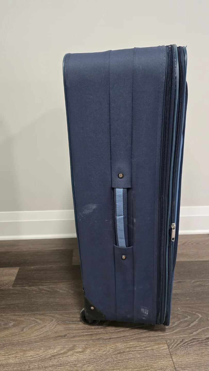 Blue Expandable Rolling Suitcase – Great Condition - photo 2