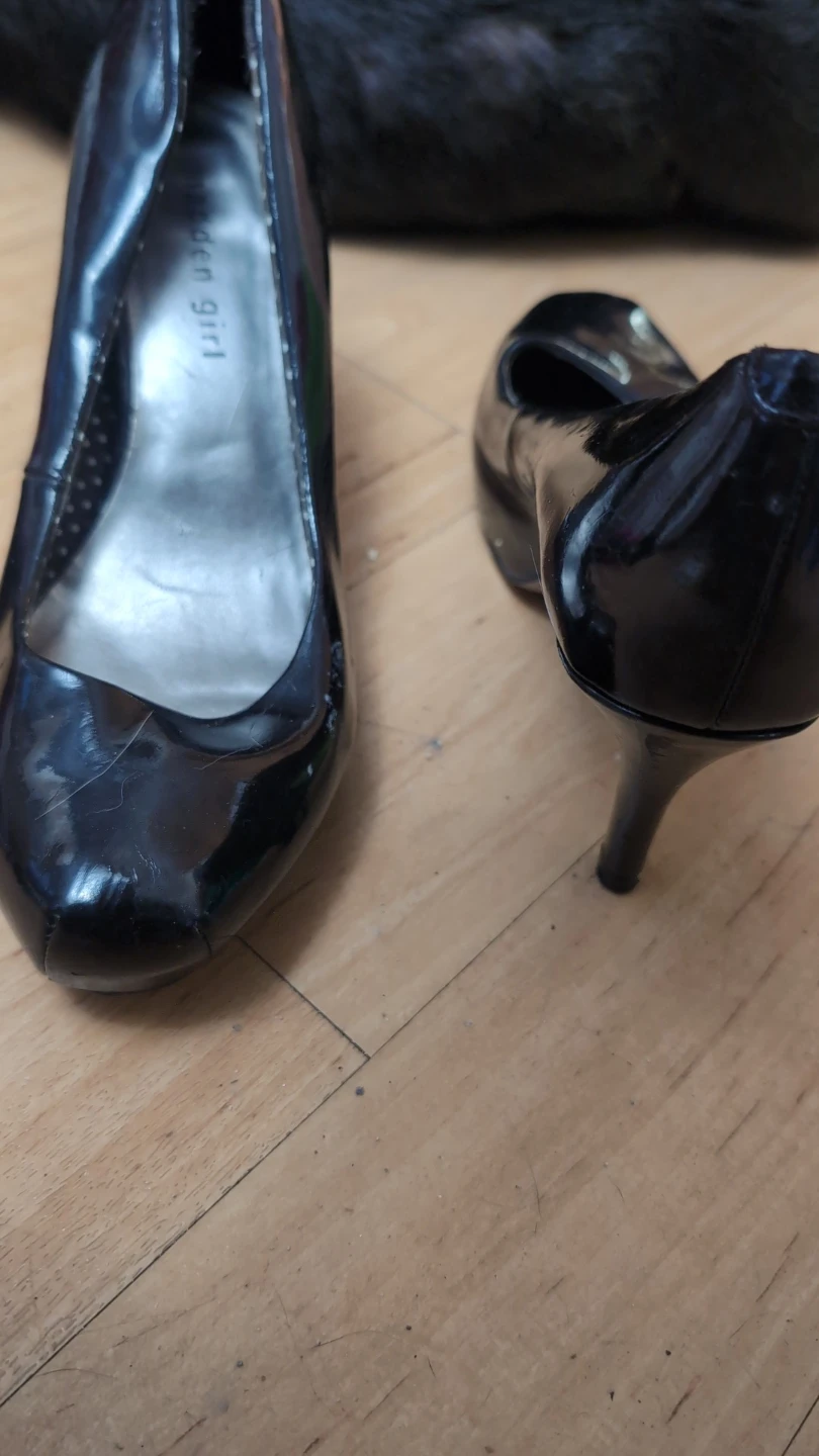 Madden Girl Black Patent Heels - Size 7