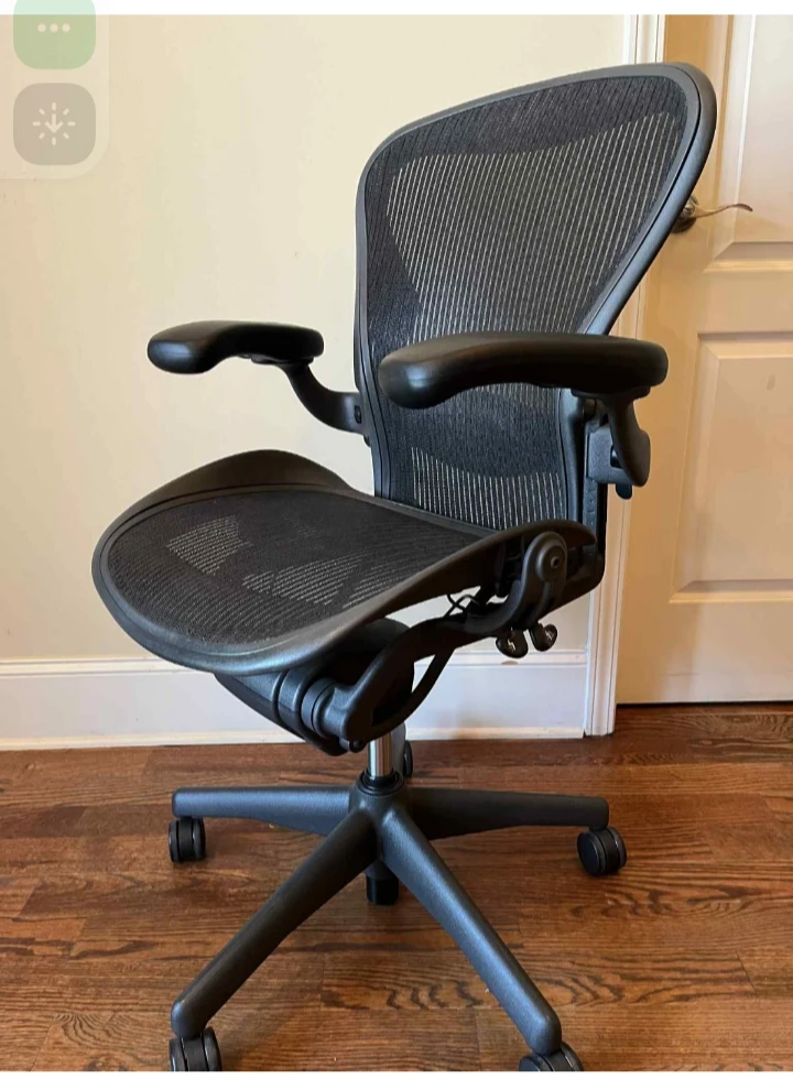Incredible "Herman Miller Aeron Chair - photo 5