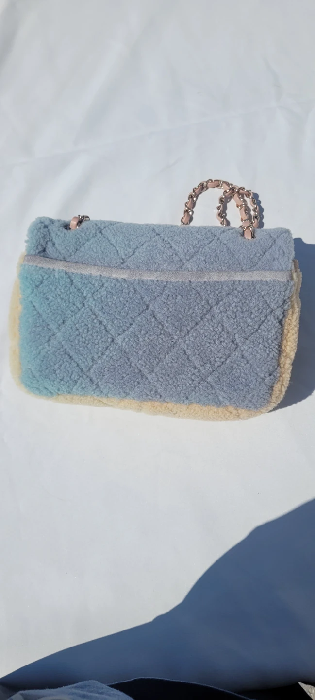 Authentic Chanel Shearling bag - photo 2