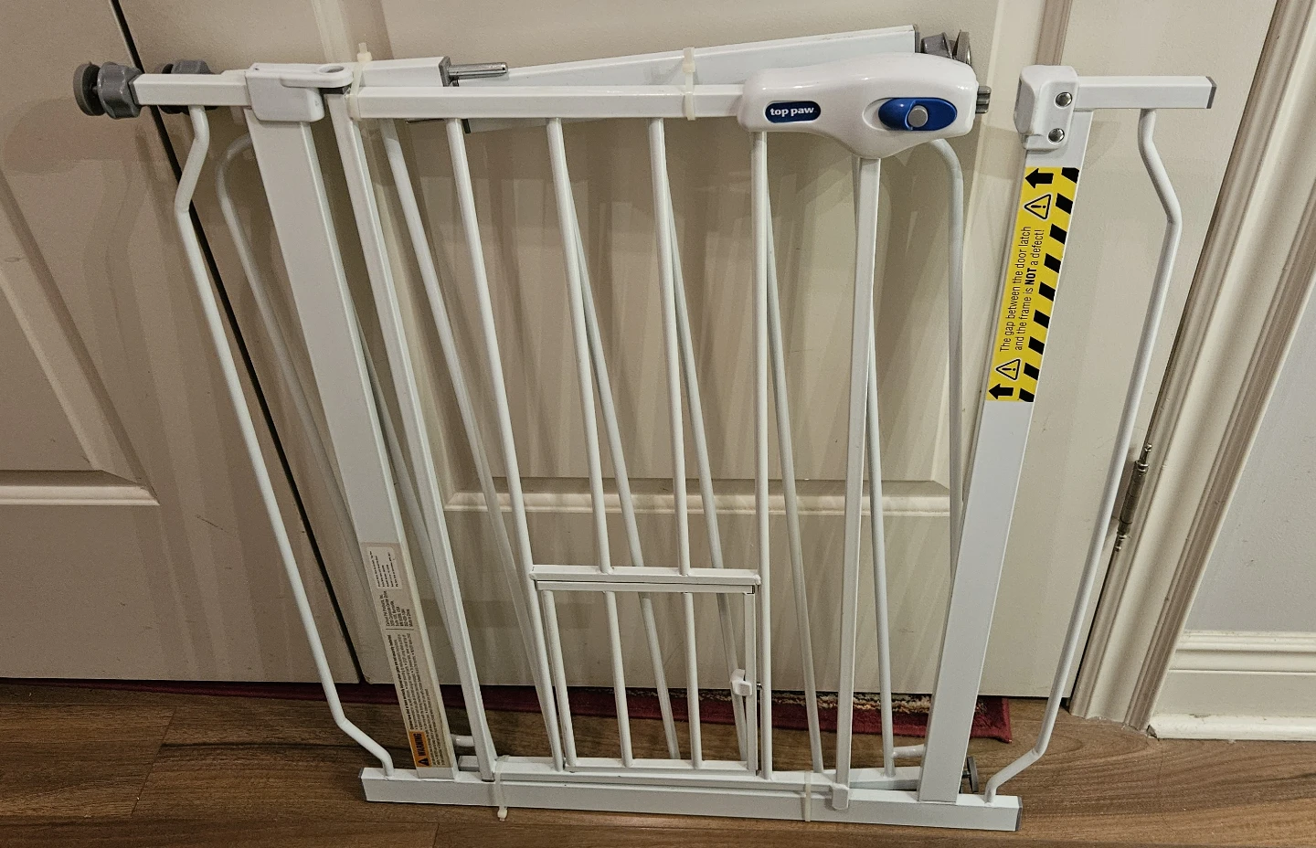 Top Paw White Metal Safety Gate