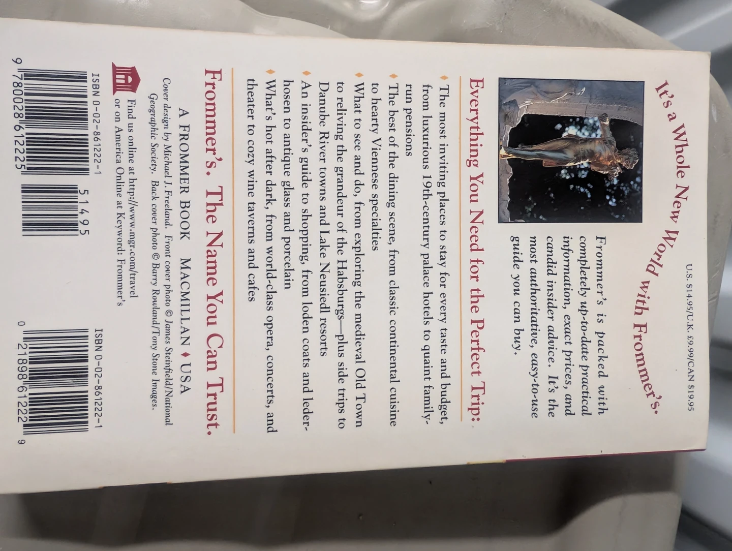 Frommer's Vienna & the Danube Valley 1st Edition plus other. - photo 2