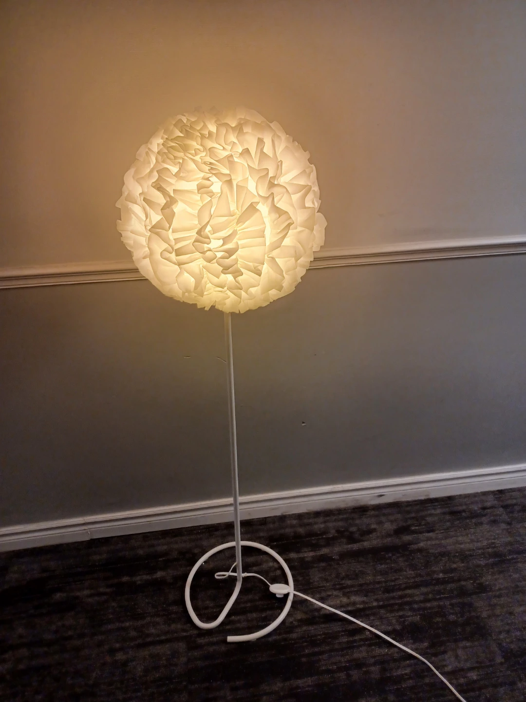 White Floor Lamp with Ruffled Shade - photo 2