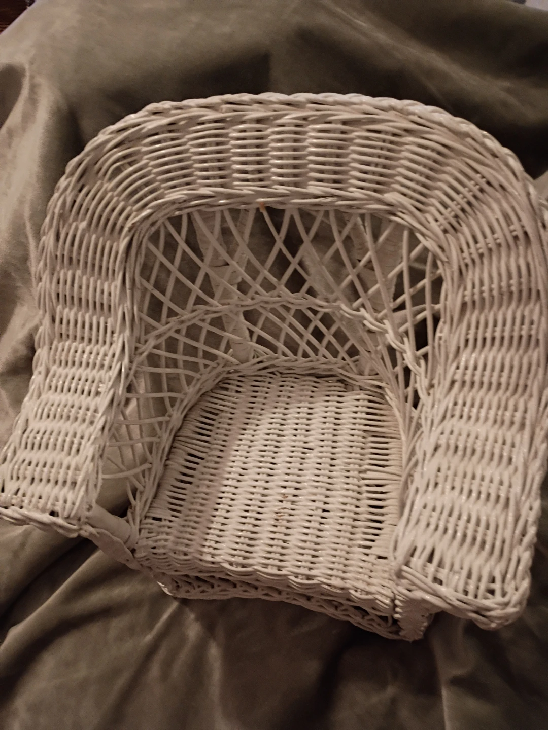 White Wicker Doll Chair - photo 2