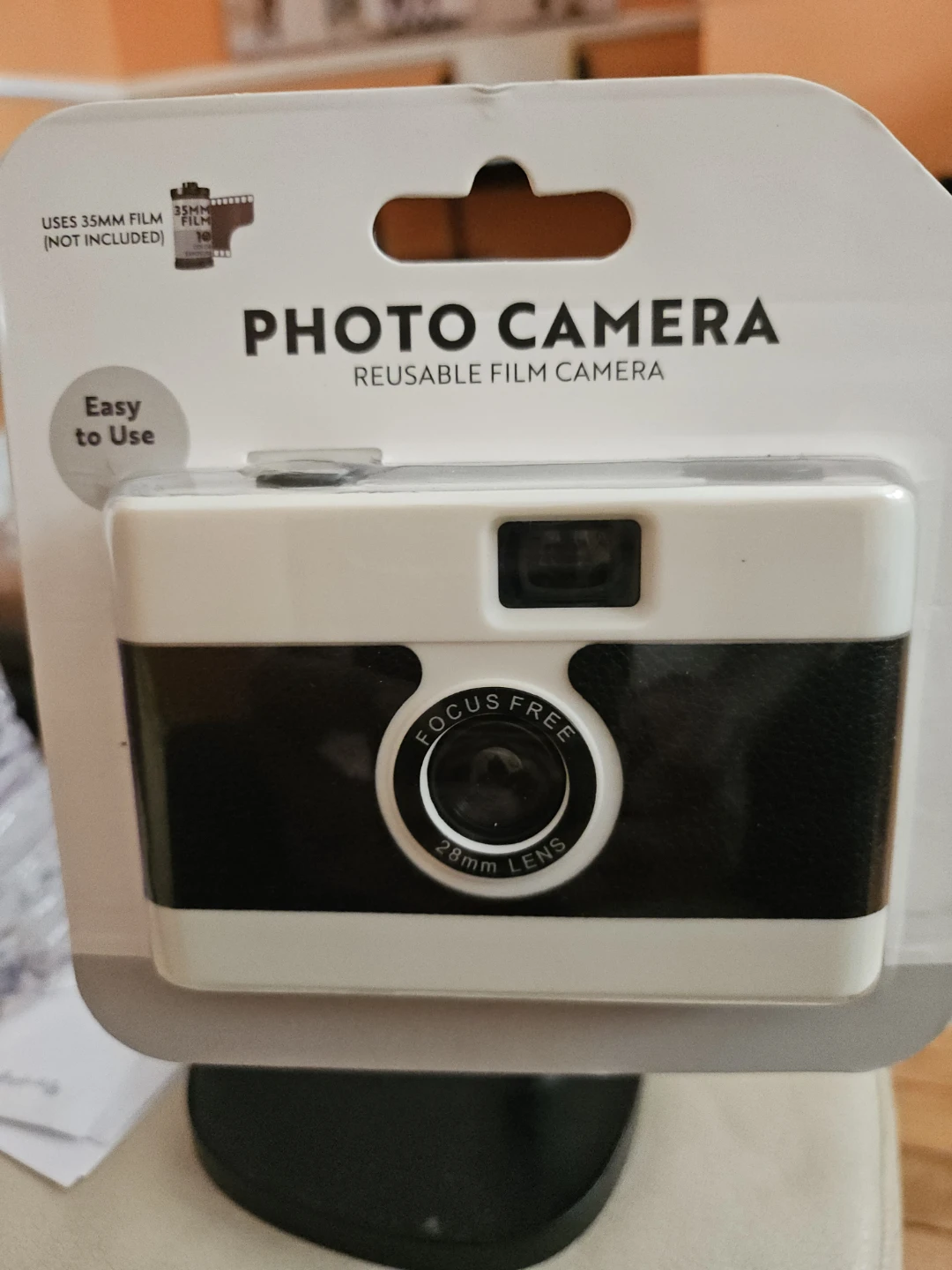 Reusable Photo Camera - Focus Free 28mm Lens