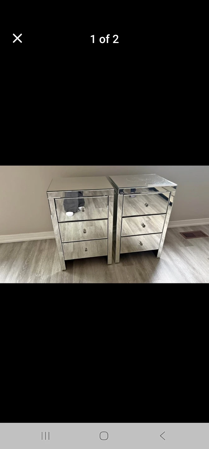 2 mirror night stand stabds