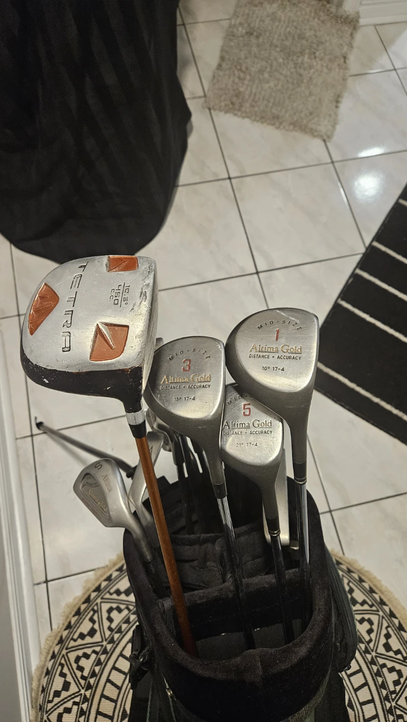 Full Set of Men's Golf Clubs with Bag and Titleist Golf Balls - photo 3