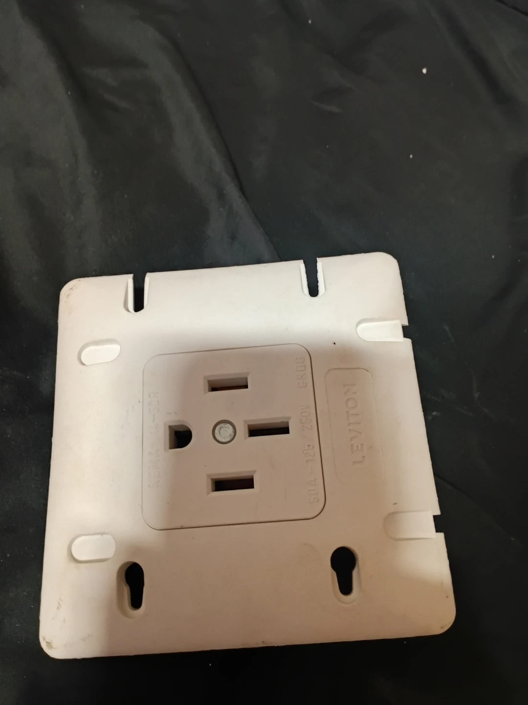 Leviton White 15A 125V Receptacle