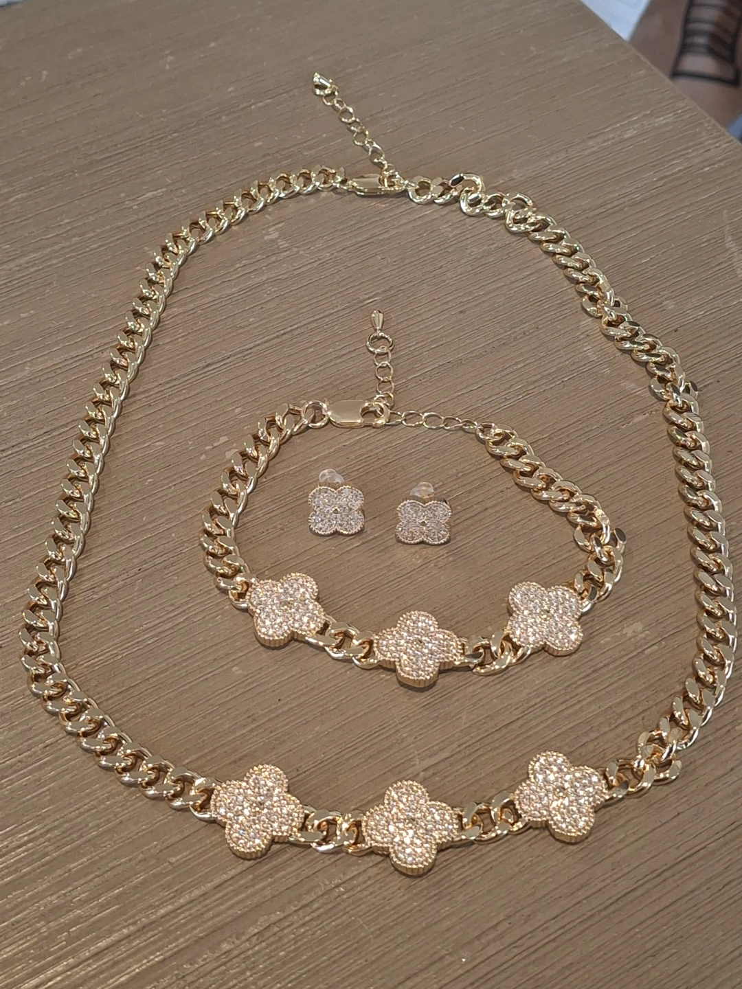 Gold Clover Necklace, Bracelet, and Earrings Set - photo 3