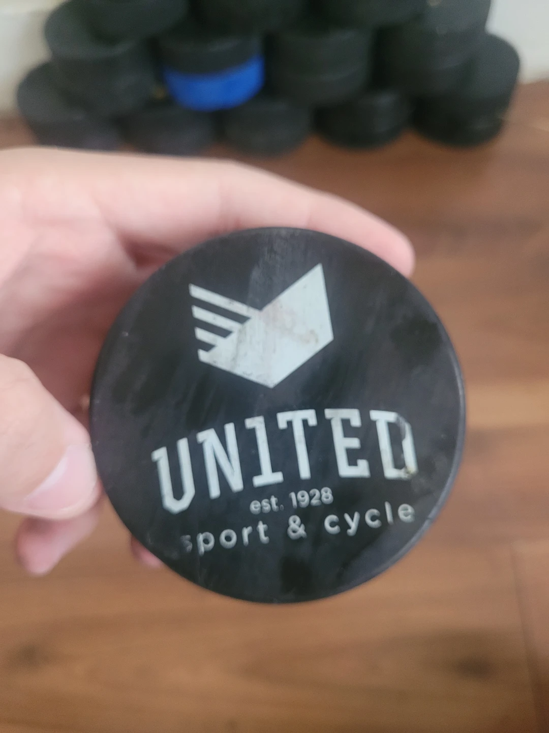United Sport & Cycle Hockey Pucks - photo 2