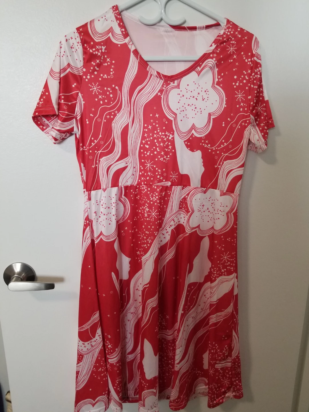 Women's Red & White Patterned Short Sleeve Dress