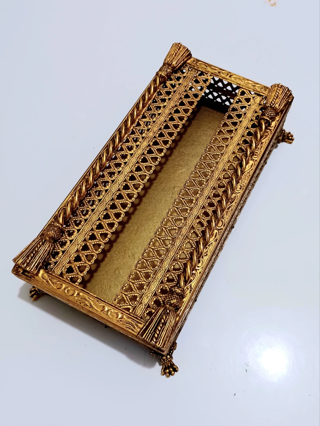 Vtg Handmade Ormolu Gold Tissue Box Rope & Tassel - photo 3