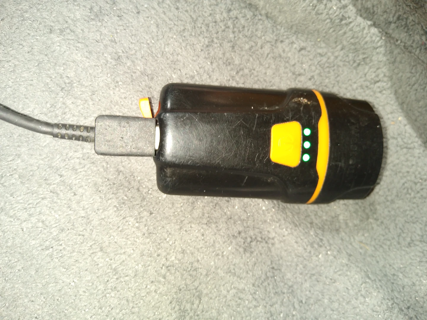 Small rechargeable light - photo 2