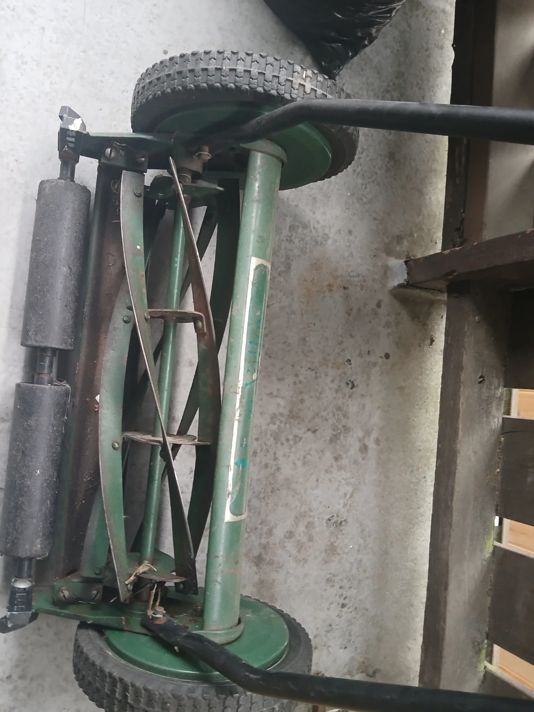 Lee Valley Reel Mower - photo 2