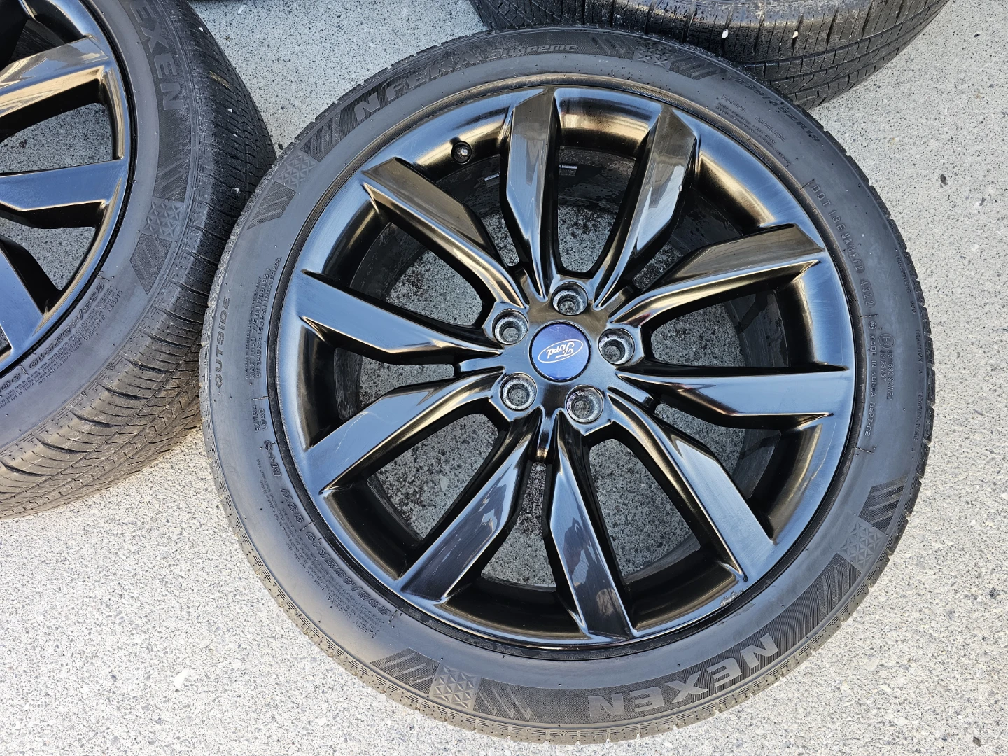 FORD ESCAPE O.E.M RIMS AND ALL SEASON TIRES - photo 4