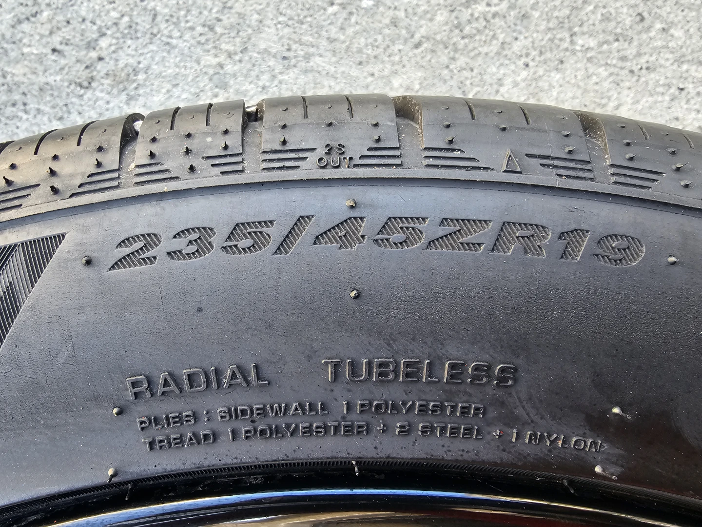 FORD ESCAPE O.E.M RIMS AND ALL SEASON TIRES - photo 5