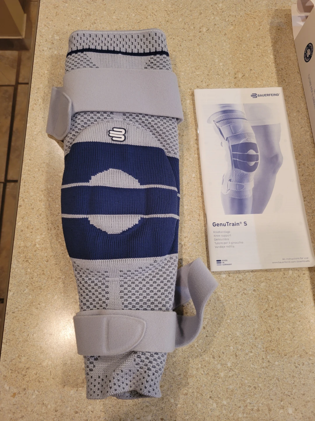 Bauerfeind GenuTrain S Knee Support Brace - photo 2
