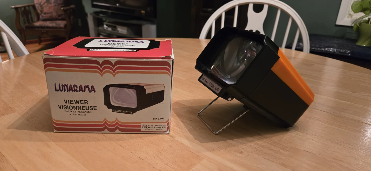 Vintage 35mm Lunarama Slide Viewer 1970's *Works* - photo 2