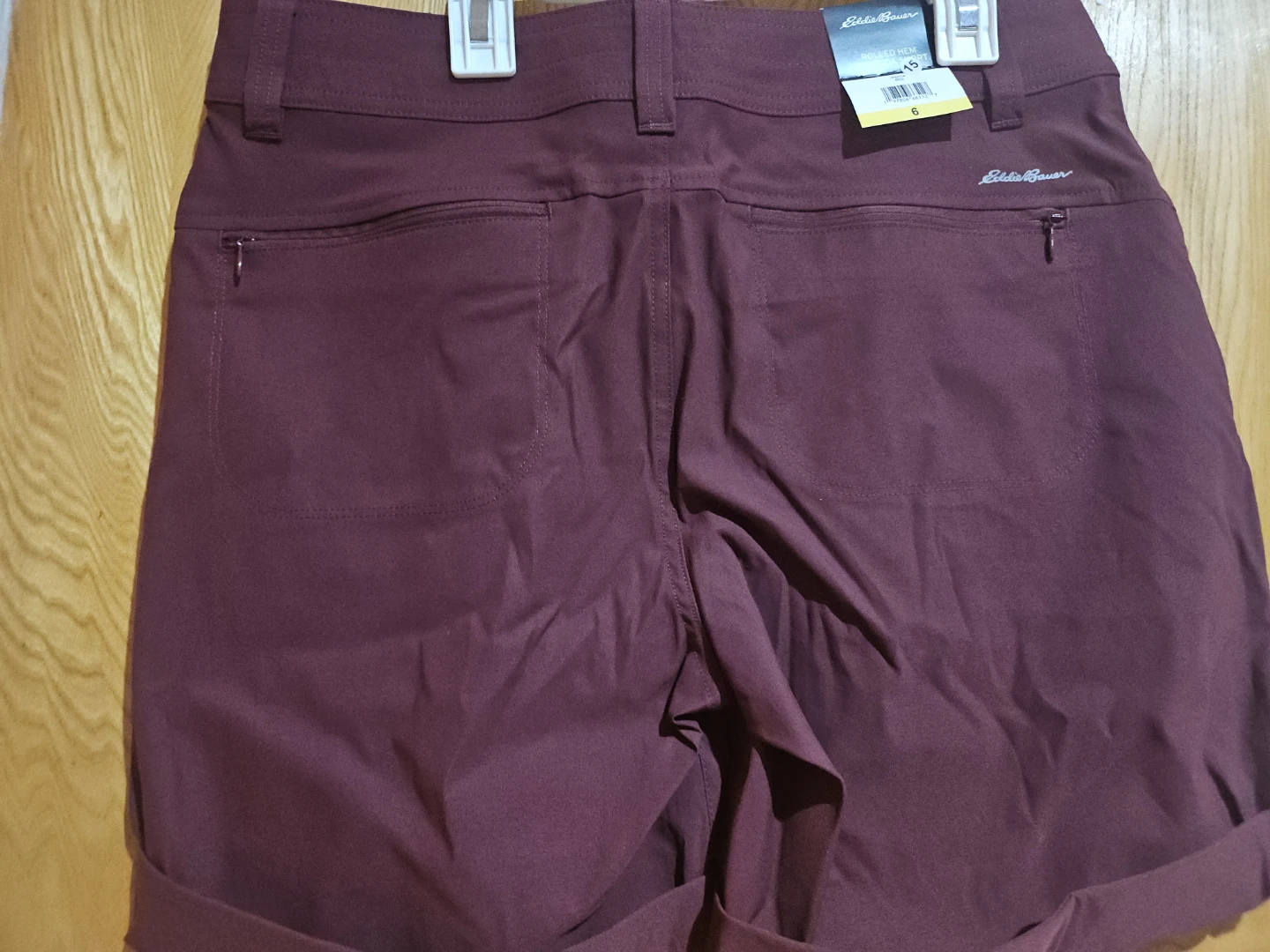 Eddie Bauer Women's Rolled Hem Bermuda Shorts Size 6 Red - photo 4