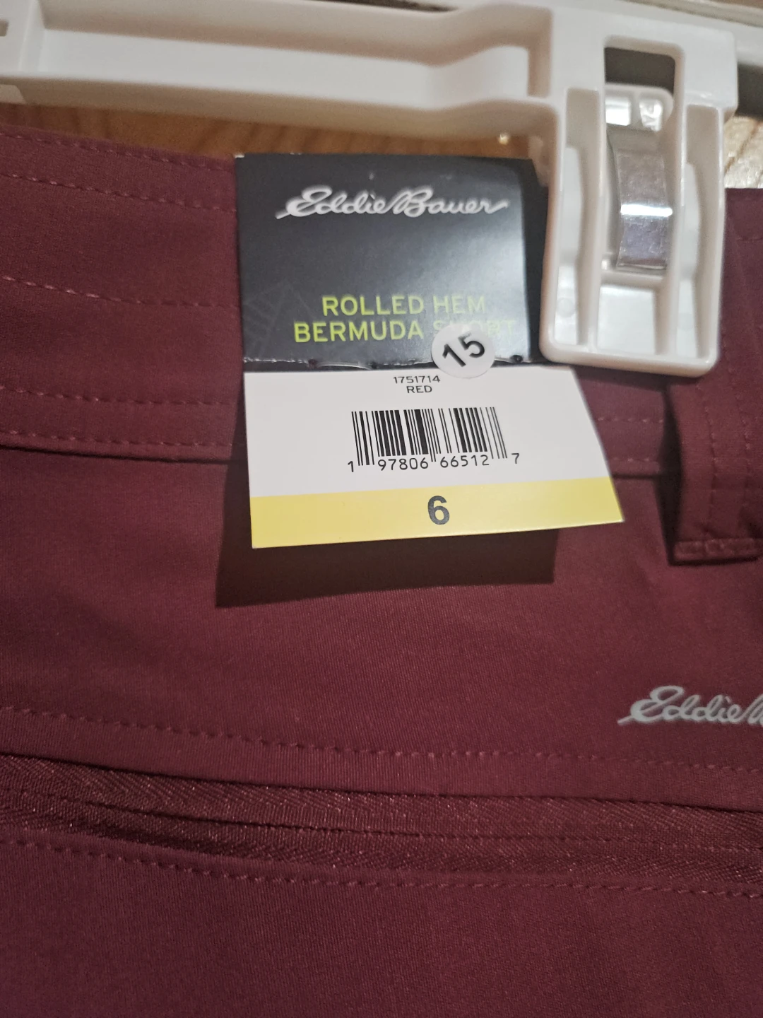 Eddie Bauer Women's Rolled Hem Bermuda Shorts Size 6 Red - photo 5