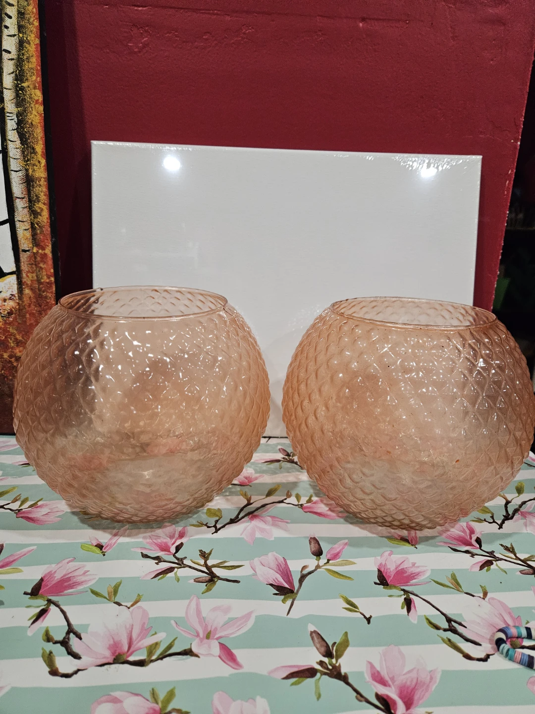 Set of 2 Pink Textured Glass Vases