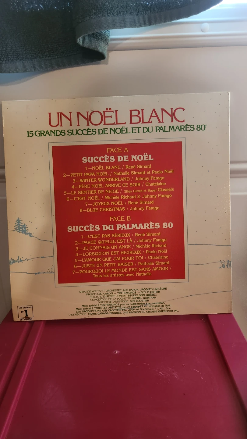 Un Noël Blanc 15 Grands Succès de Noël et du Palmarès 80's LP - photo 2