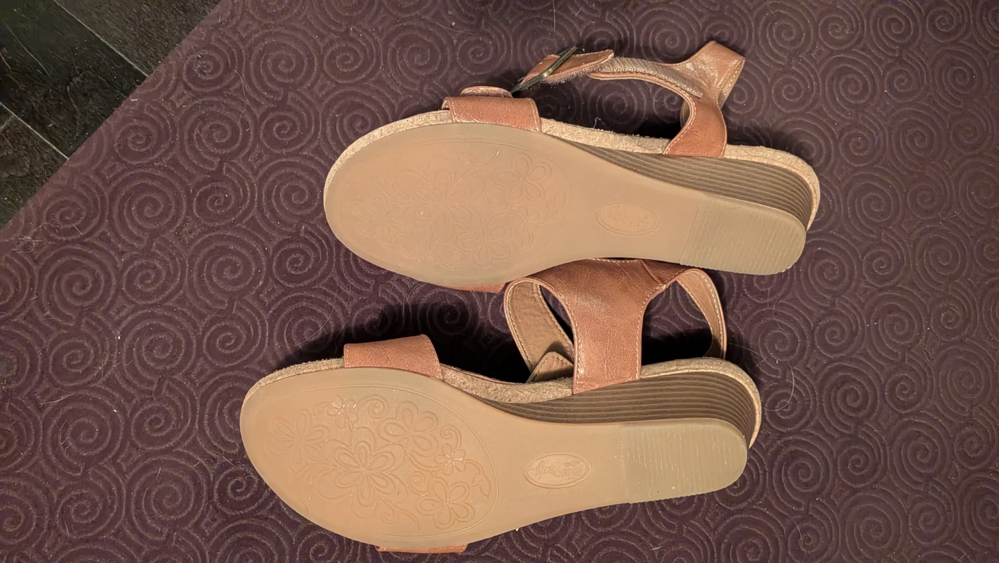Eurosoft "Tamika" Wedge Sandals sz 41 - photo 4