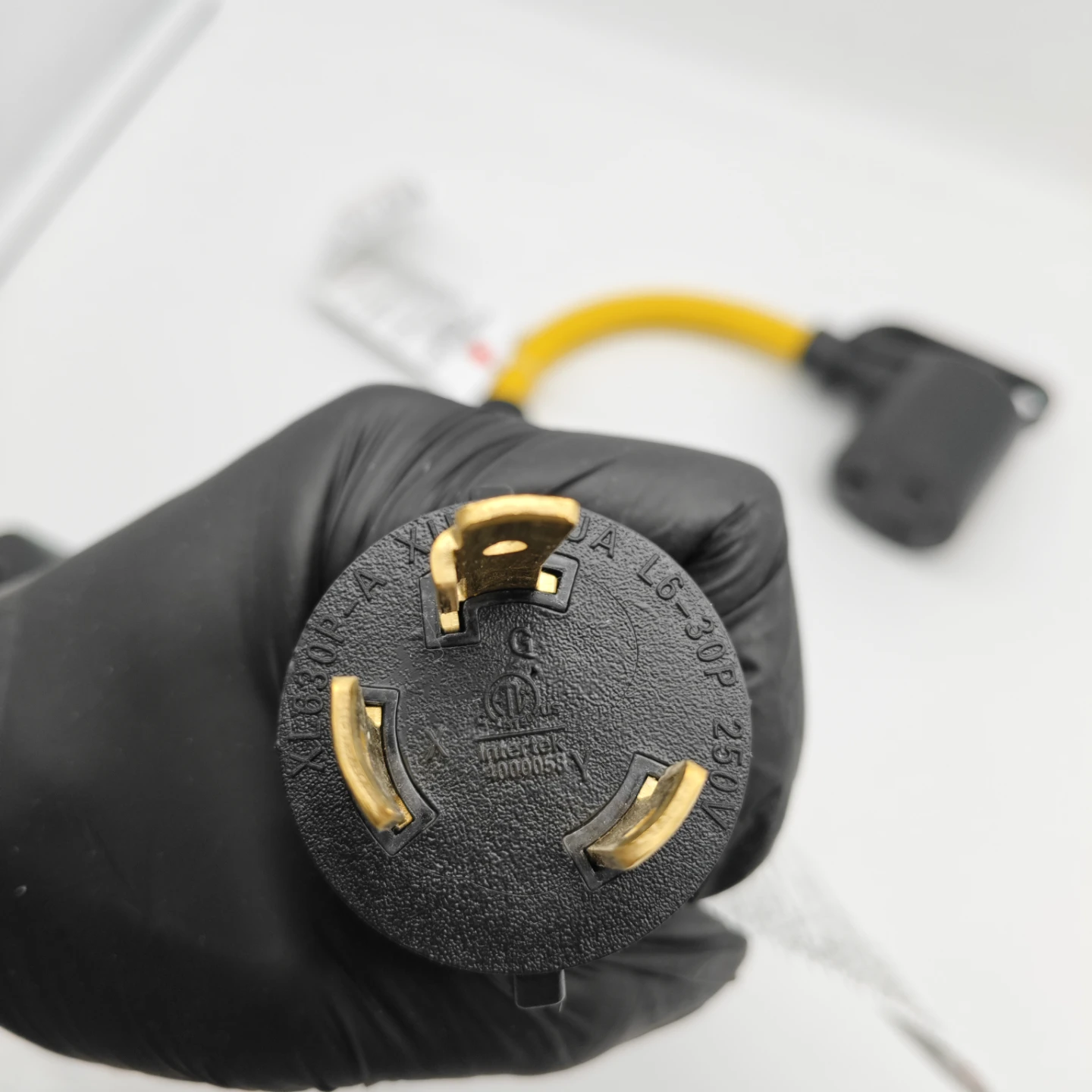 Power Adapter L6-30P to NEMA 6-50R - photo 3