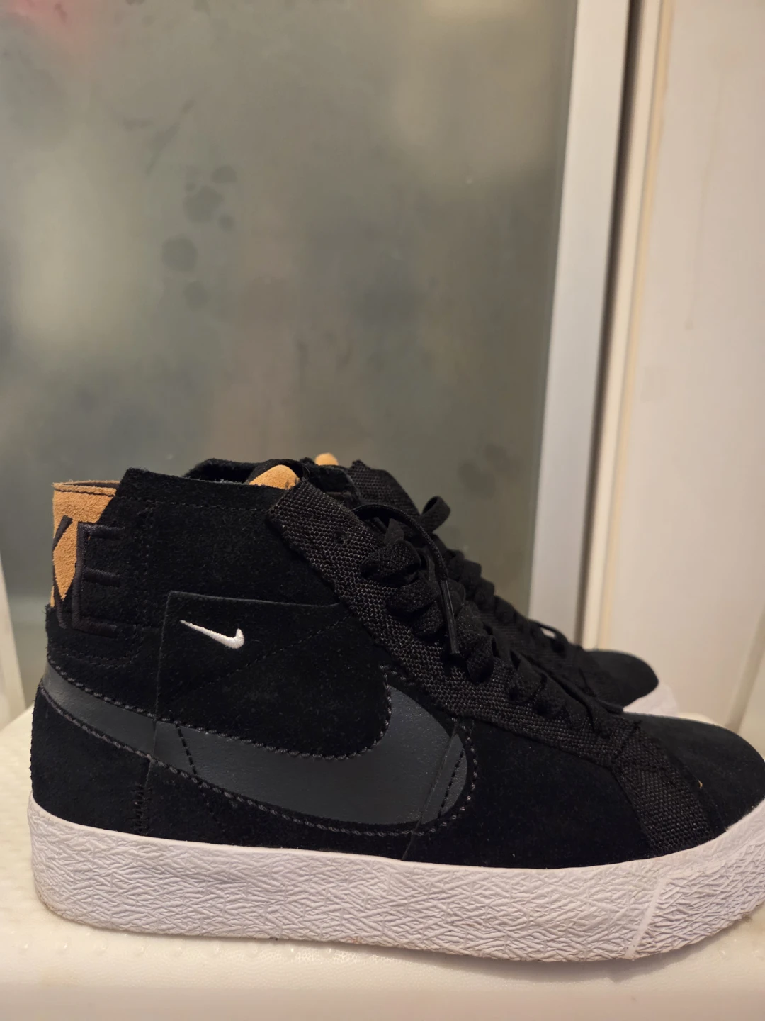 Nike SB Zoom Blazer Mid PRM Black White