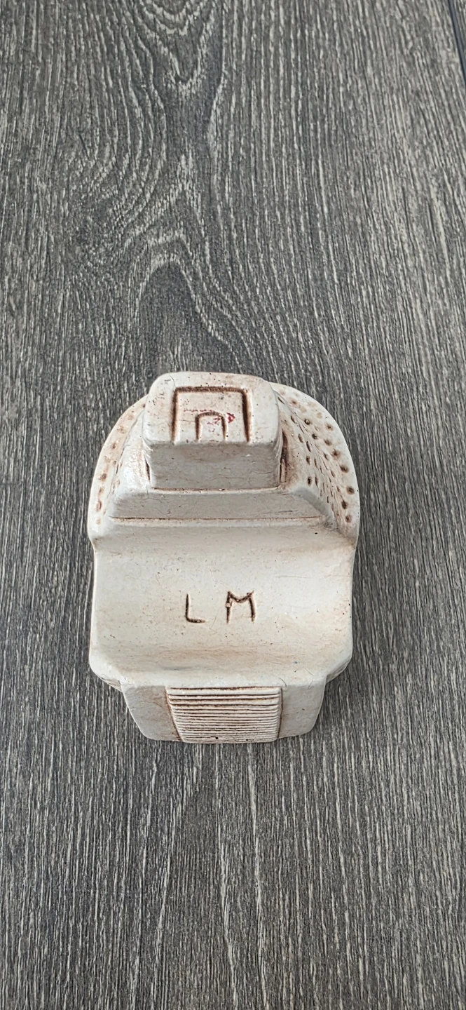 Ceramic Lighthouse Phone Holder - photo 2