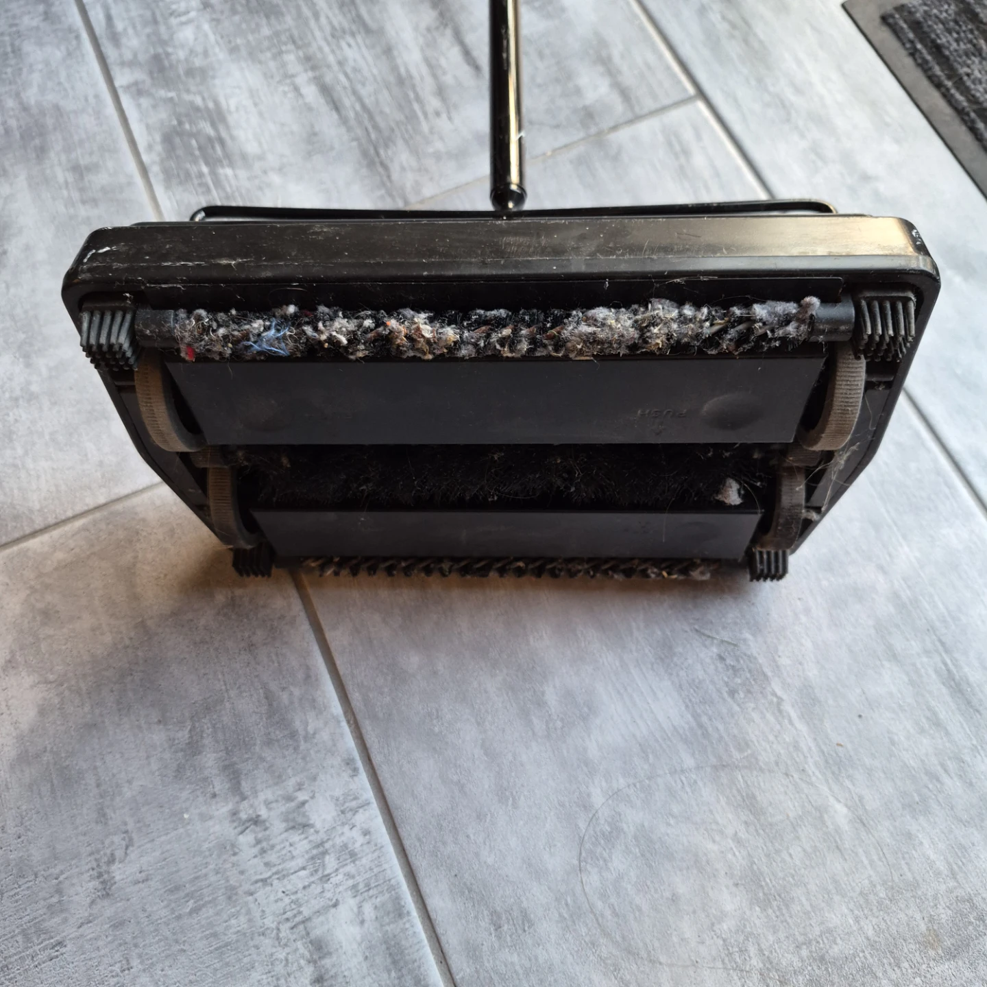 Bissell Sweep Up Manual Sweeper - photo 3