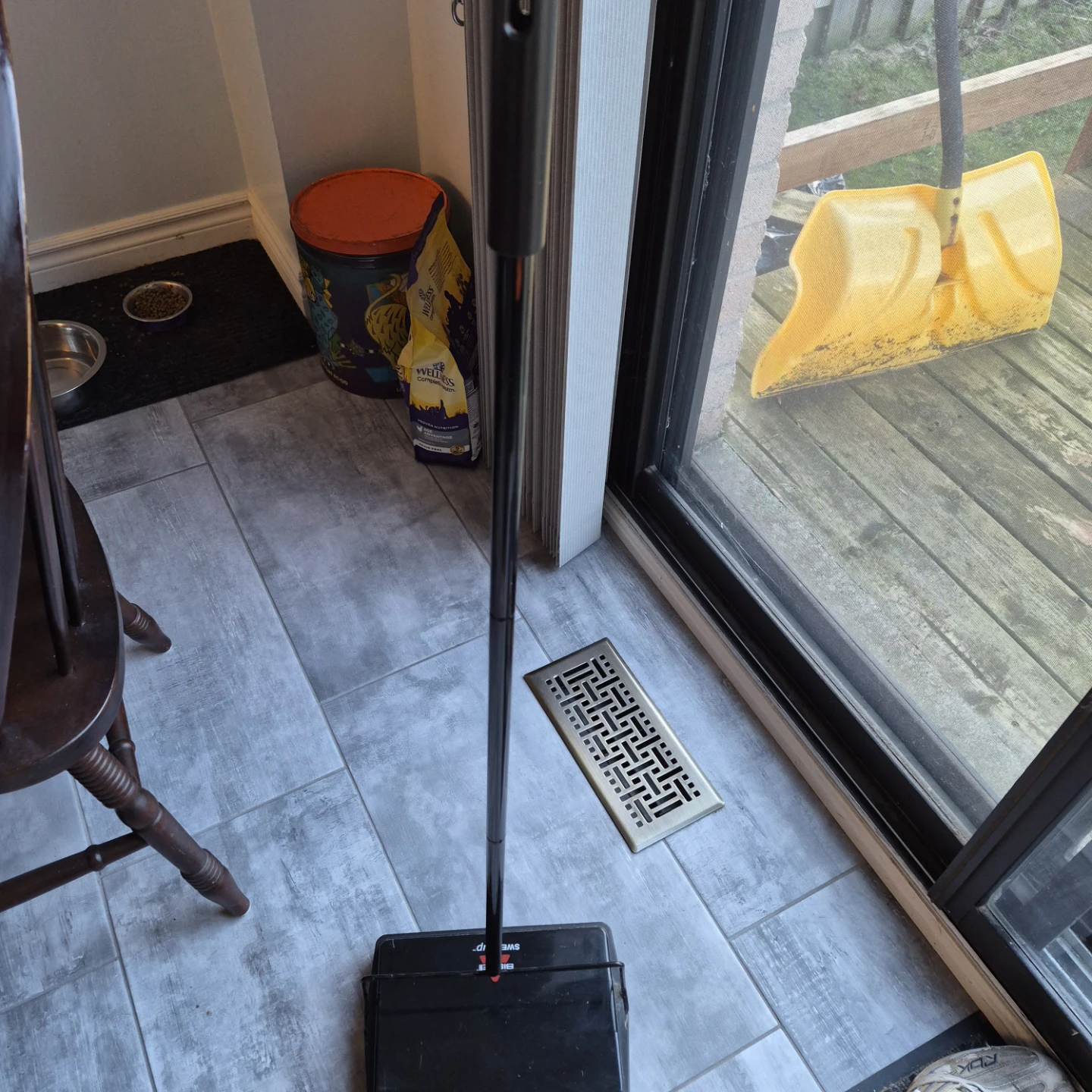 Bissell Sweep Up Manual Sweeper - photo 4