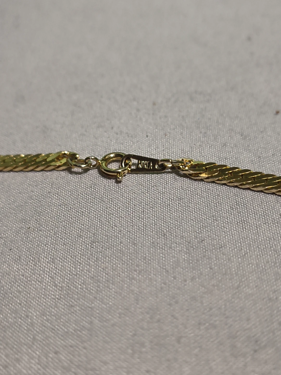 Gold Tone Herringbone Necklace - photo 4