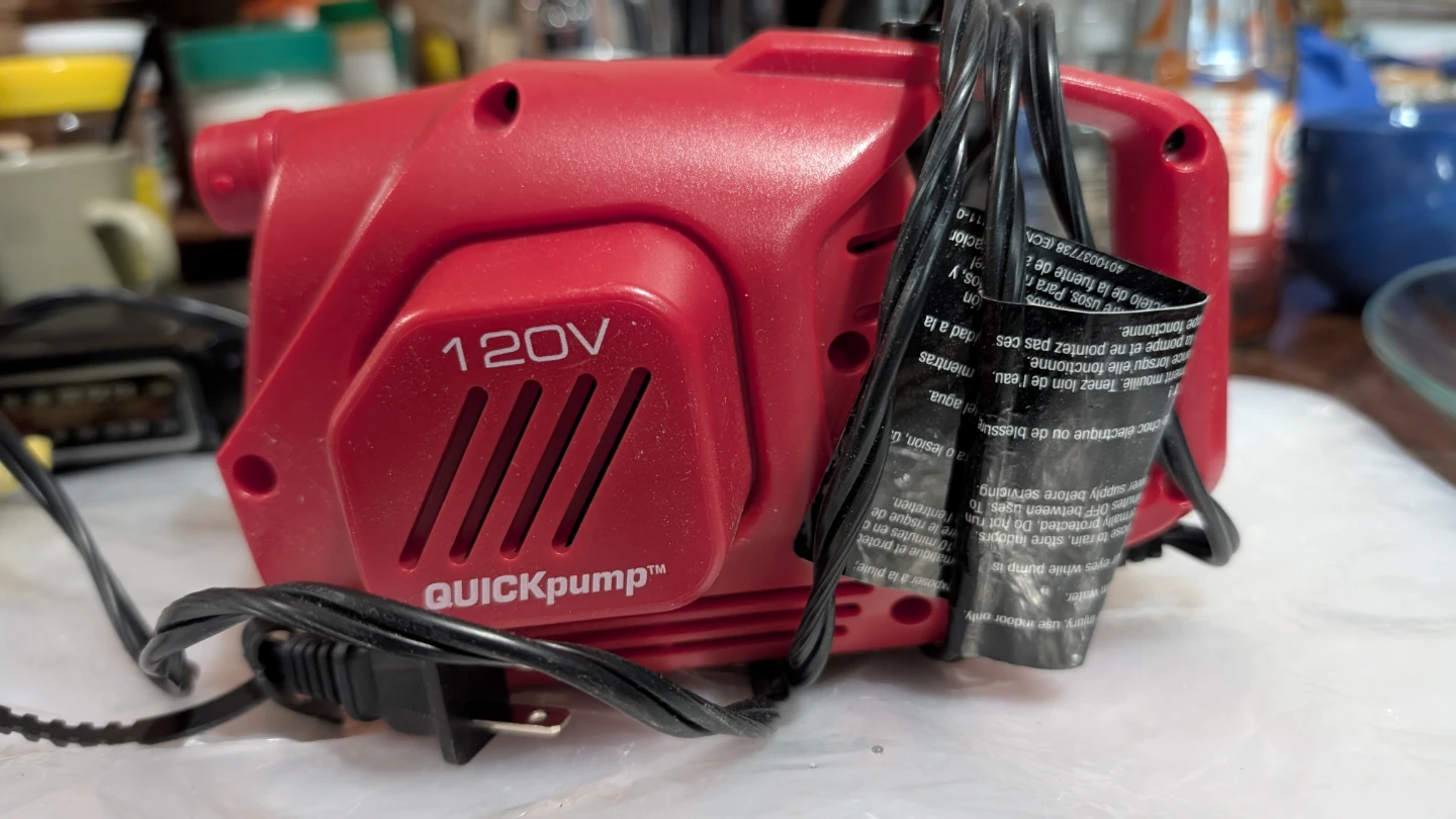 Coleman QuickPump 120V Electric Air Pump - photo 4