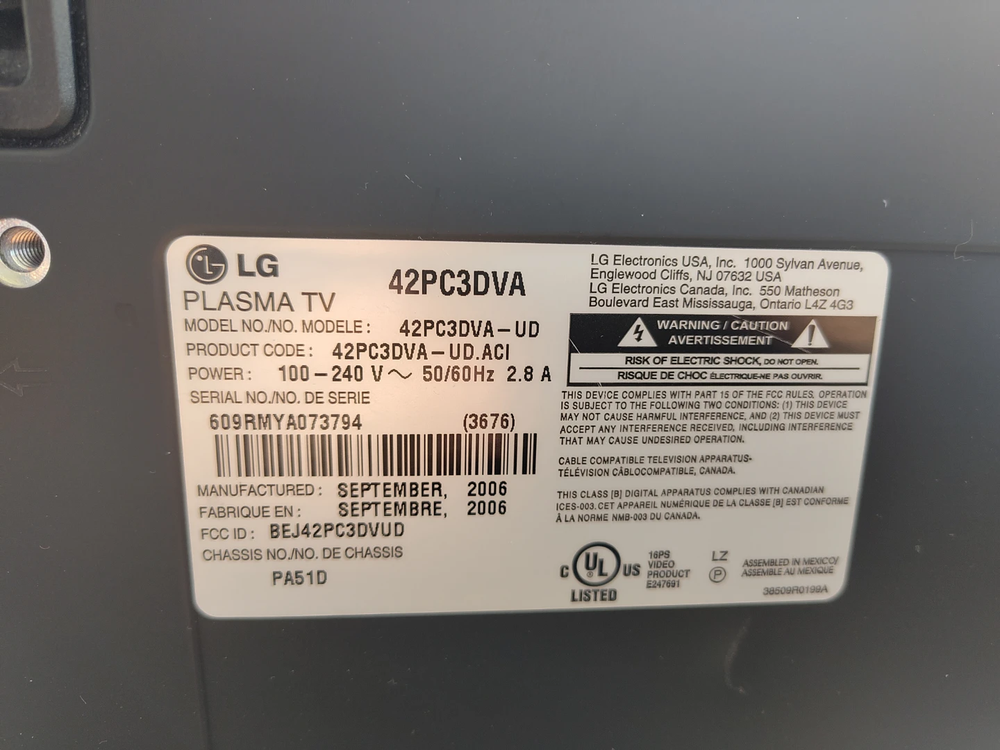 Free LG Plasma TV - dead pixel line - photo 2
