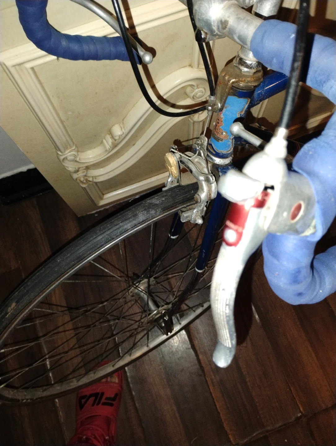 Raleigh Grand Prix Blue Road Bike - photo 4