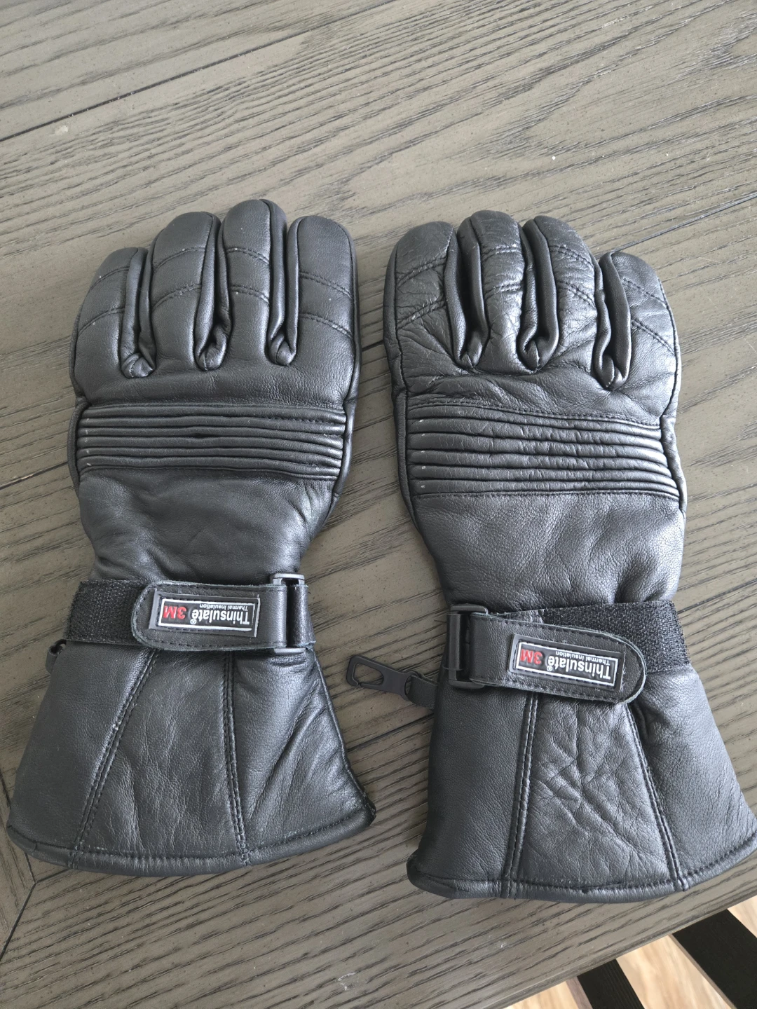 Black Leather Winter Gloves - Size M