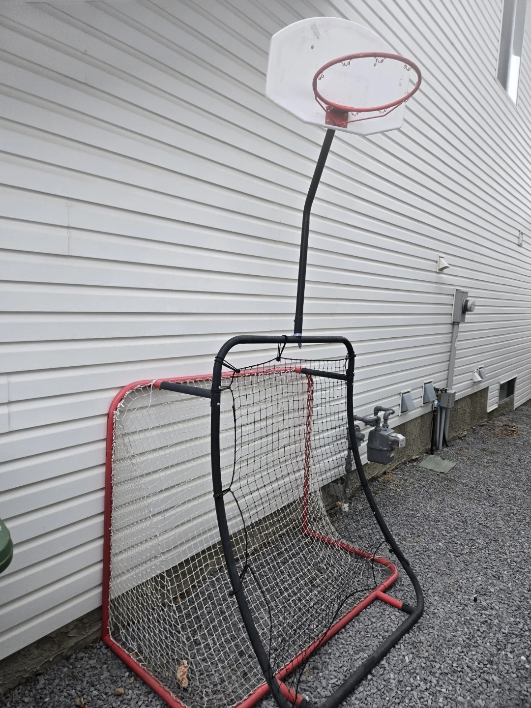 FREE DELIVERY!! 3 In 1 Sports Training Net Set up  $100