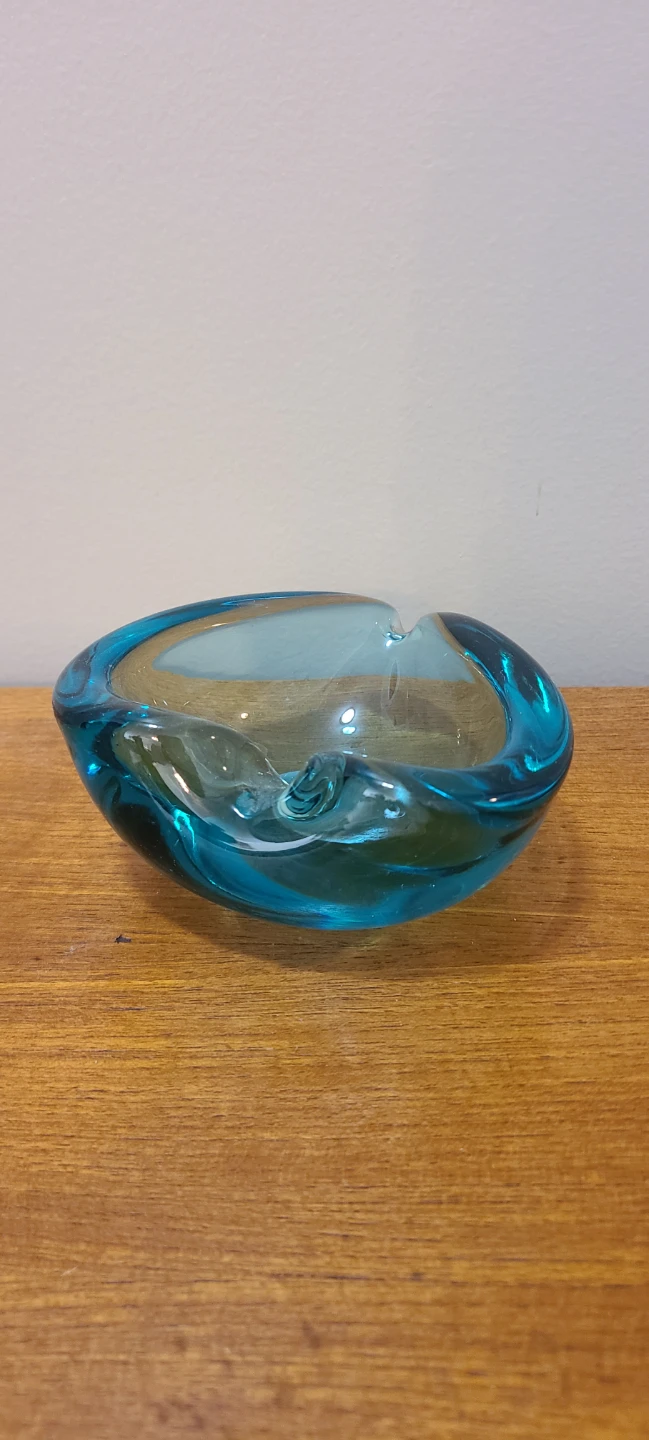 Vintage Blue Glass Heart Shaped Ashtray - photo 2